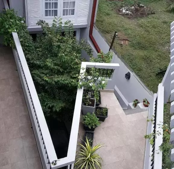 پانسیون Majestic Apartments