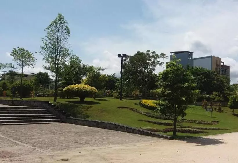 پانسیون Majestic Apartments