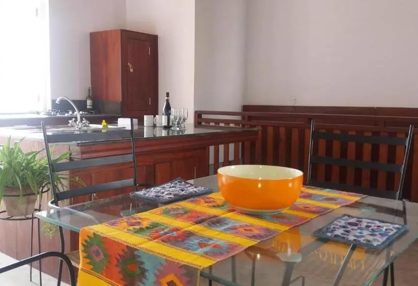 پانسیون Majestic Apartments