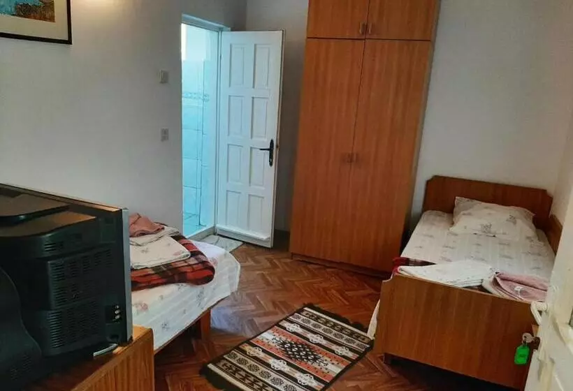 Pensiunea Sapte Pini