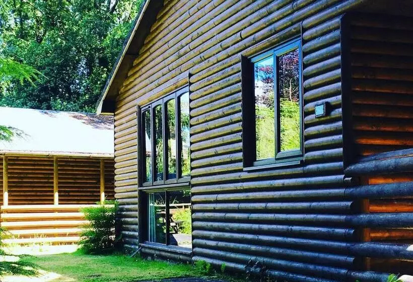 Lomakeskus Ruthern Valley Holidays