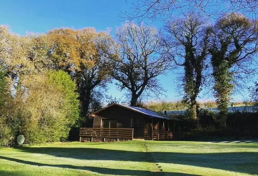 Lomakeskus Ruthern Valley Holidays