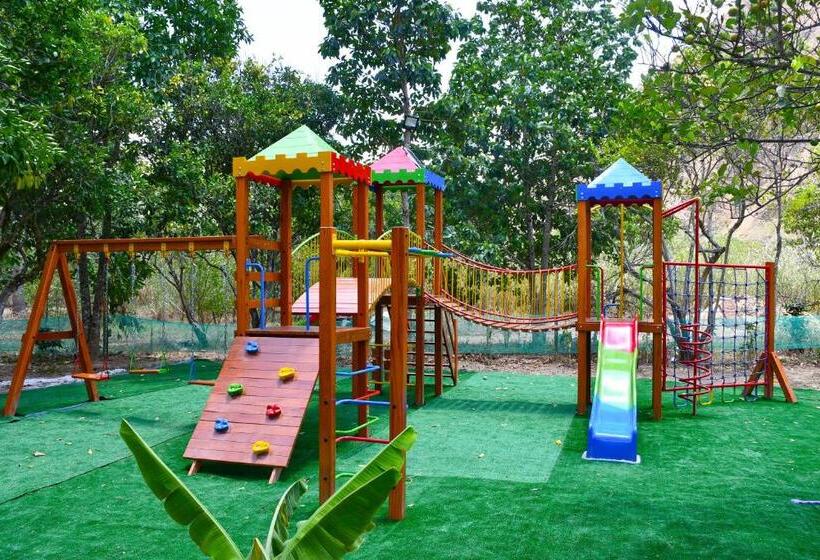 هاستل Zoila's Suite Escape