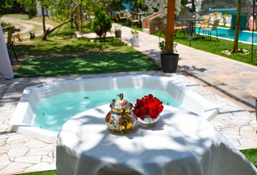 هاستل Zoila's Suite Escape