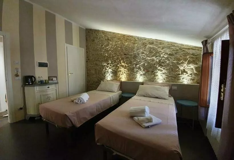 ベッドアンドブレックファースト Lo Scarabeo