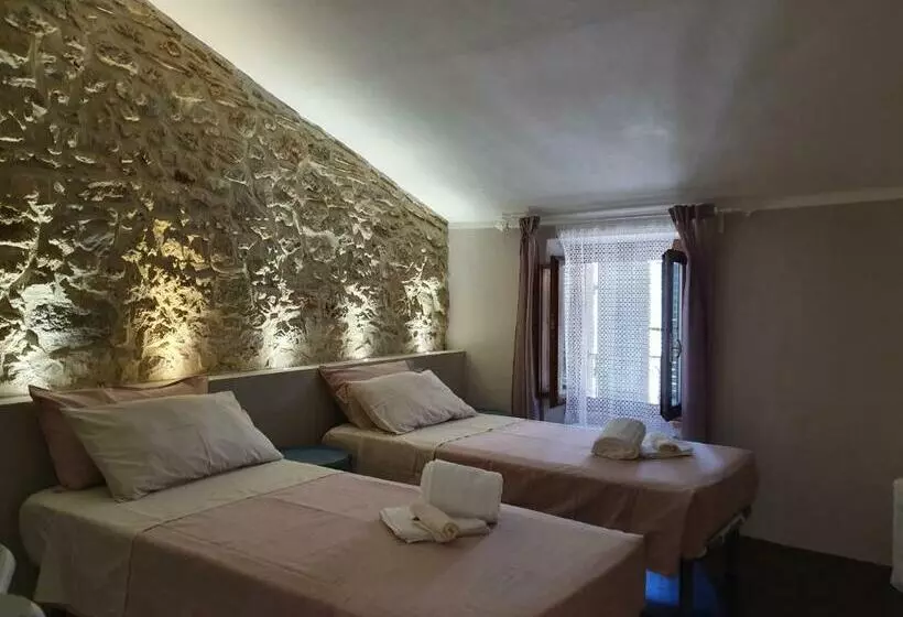 ベッドアンドブレックファースト Lo Scarabeo