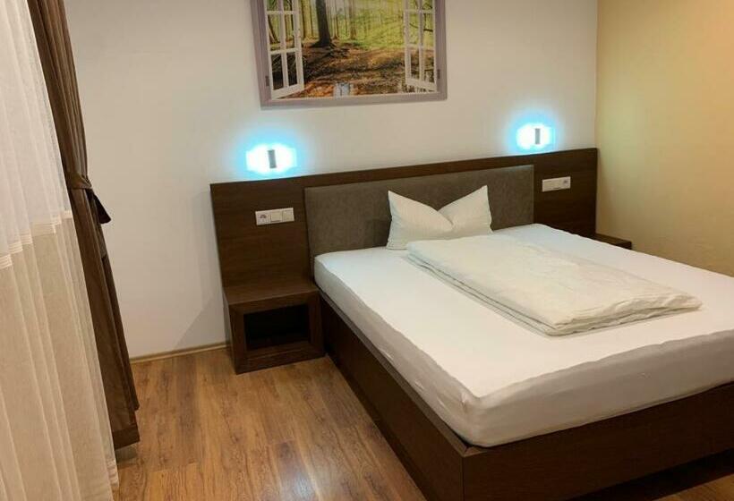 Bed and Breakfast Pension Leona