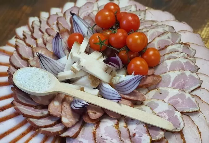 Aamiaismajoitus (B&B) Vatra Boiereasca