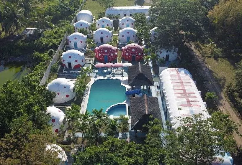 Binubusan Beach Hotel And Resort