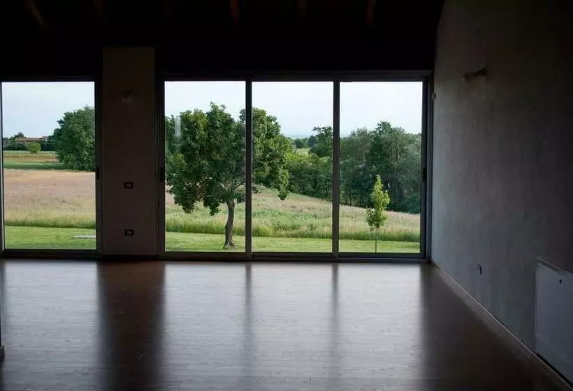 ホテル Cascina Bellaria