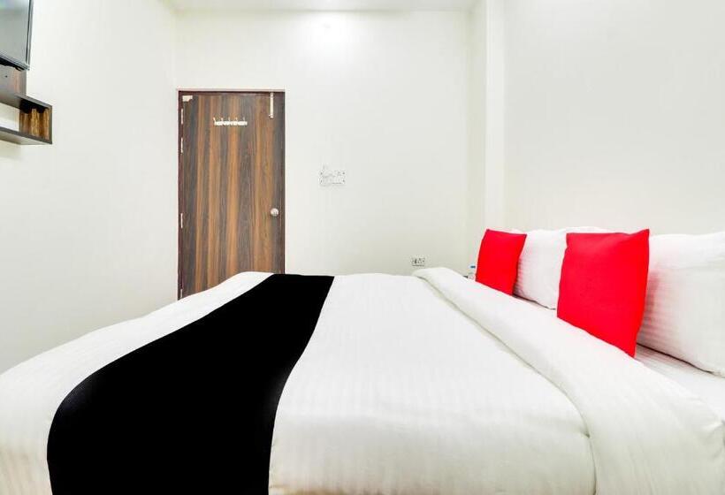 Hotel Collection O Pratik Inn