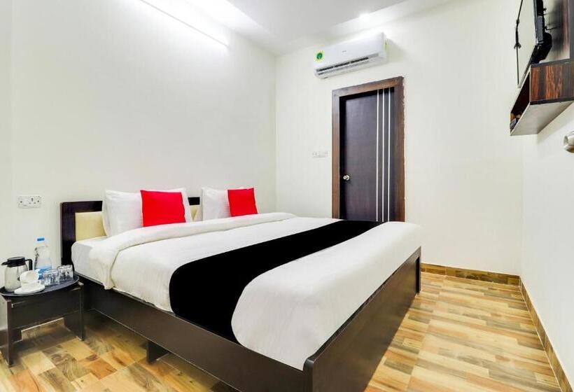 Hotel Collection O Pratik Inn