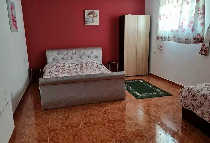 ホテル Guest House Koleshevi