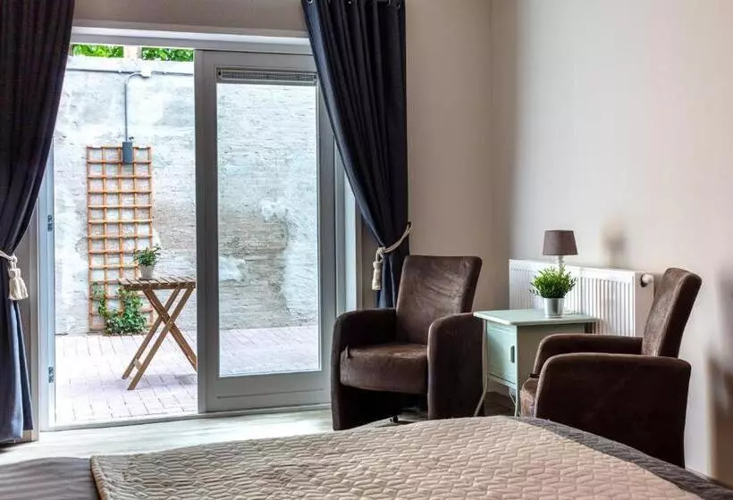 Hotelli Herberg Binnen