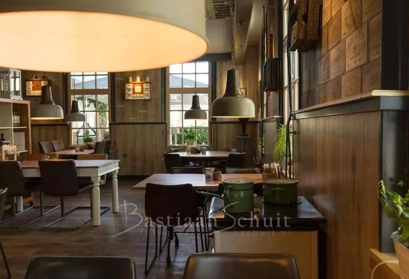 Hotelli Herberg Binnen