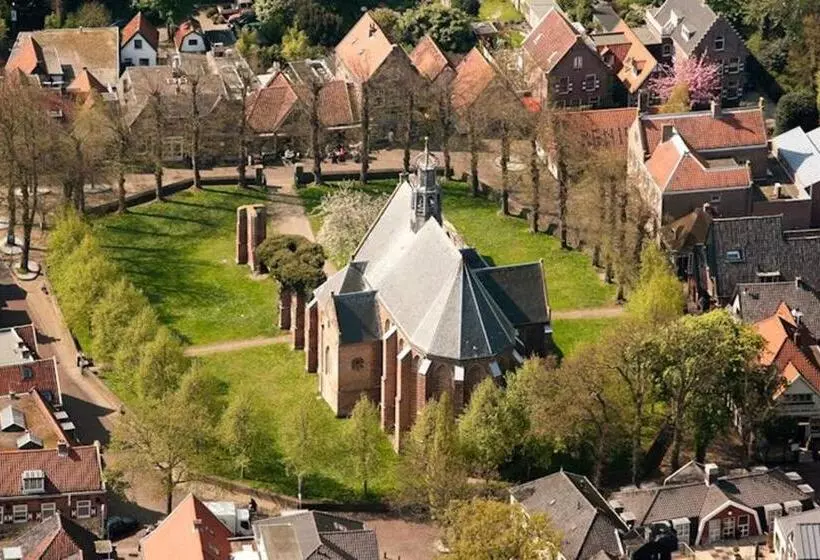 Hotelli Herberg Binnen