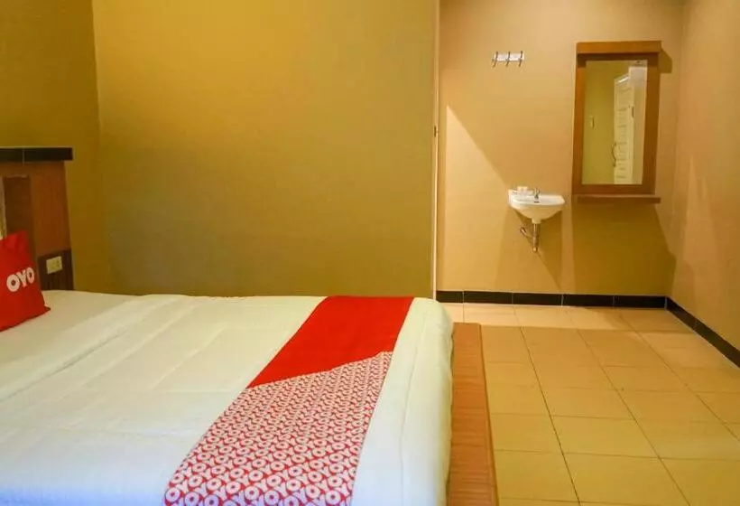 Hotelli Oyo 2029  Jatimas