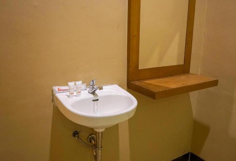 호텔 Oyo 2029  Jatimas