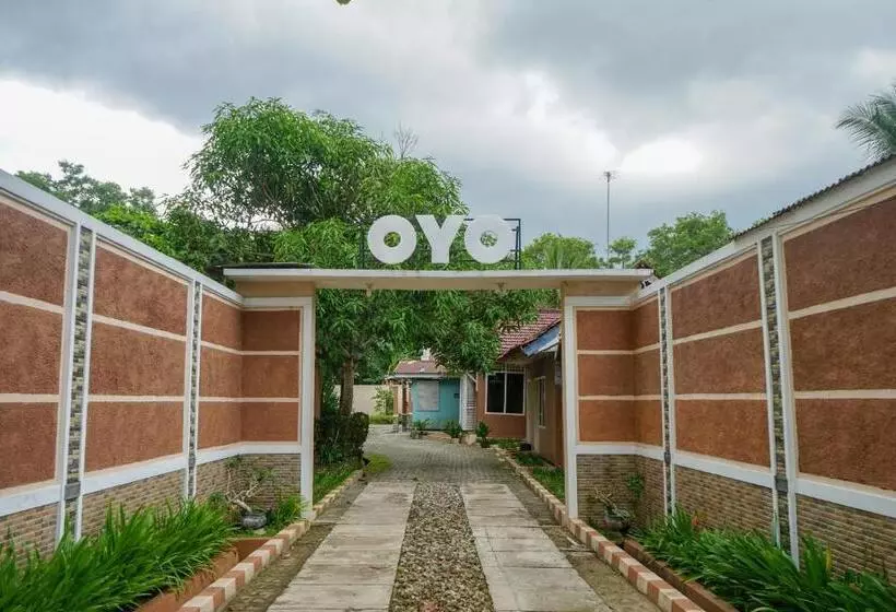 Hotelli Oyo 2029  Jatimas