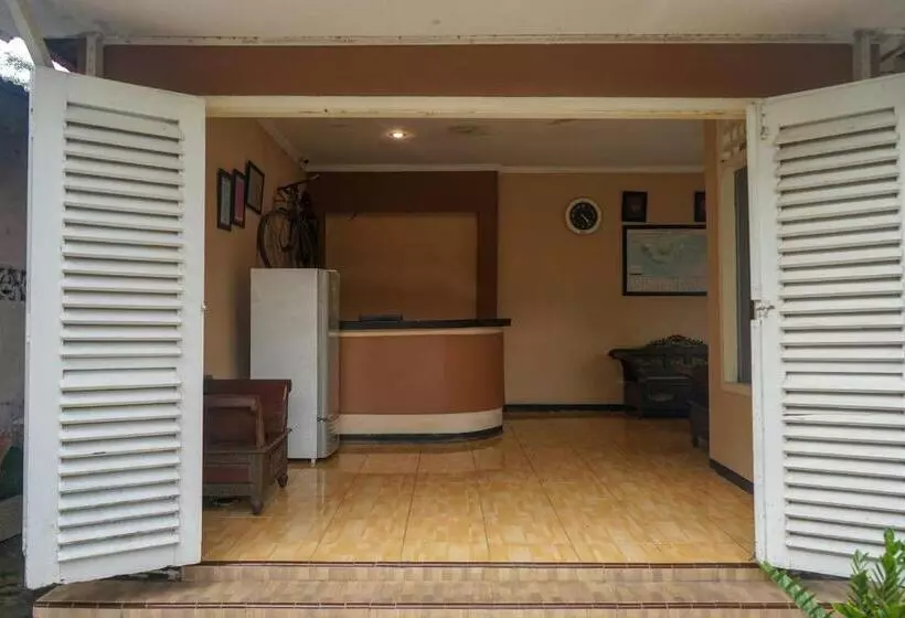 Hotelli Oyo 2029  Jatimas