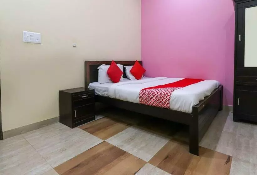 Hotelli Oyo 68456 Vansh Palace