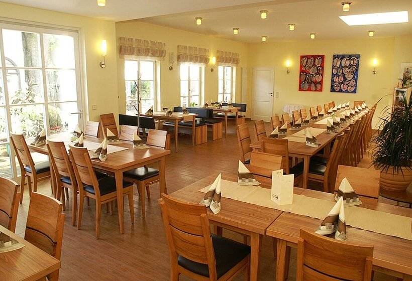 Пансион Fränkischer Gasthof Lutz