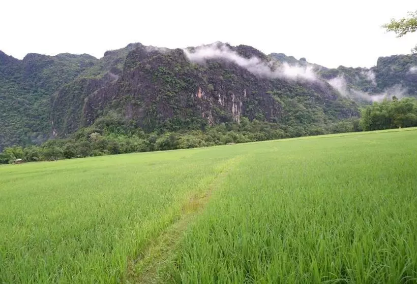 Majatalo Konglor Cave Resort