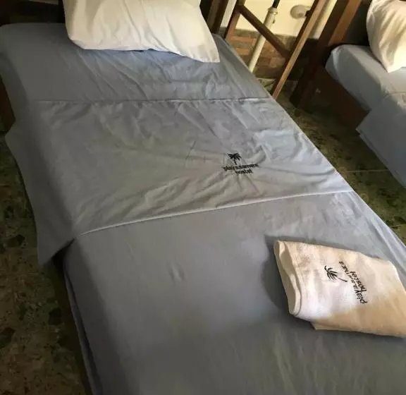 Majatalo Playa Samara Hostel