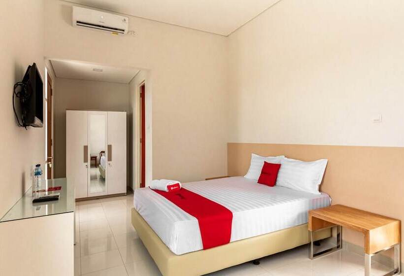 بنسيون Reddoorz Syariah @ Kebraon