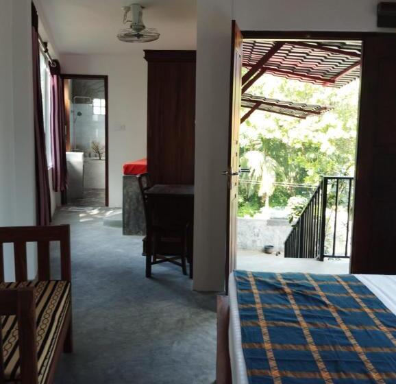 بنسيون Sinali Villa