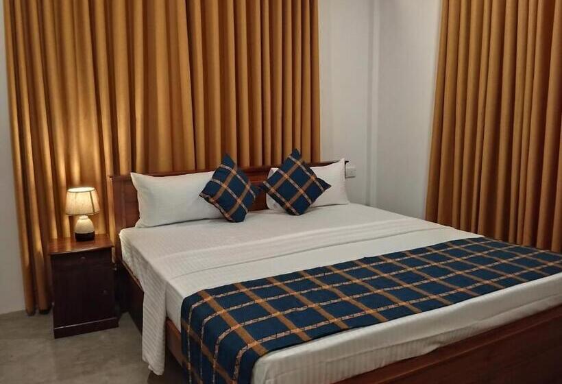 بنسيون Sinali Villa