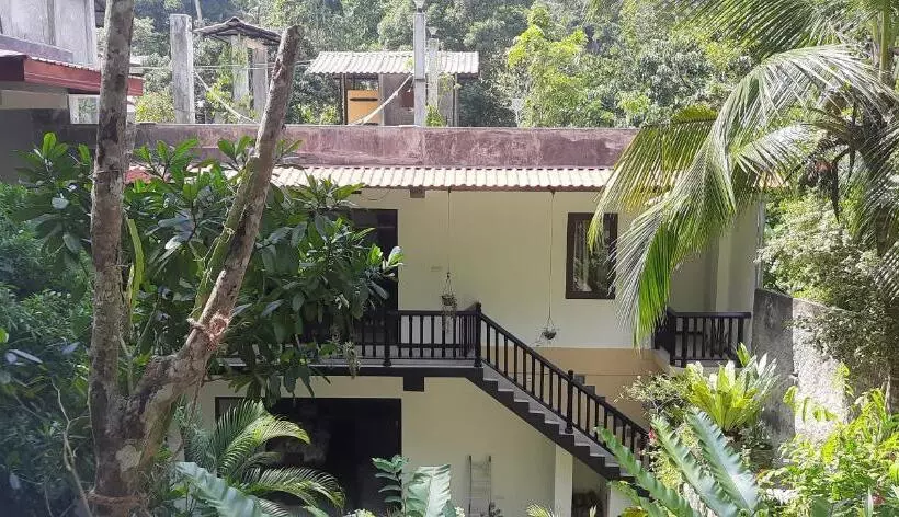 Majatalo Sinali Villa