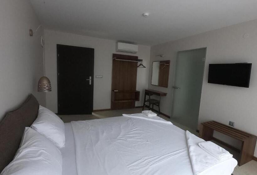 פנסיון Villa Ambra