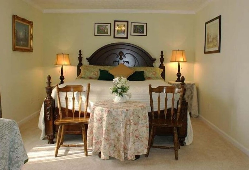 Serenity Hill Bed And Breakfast