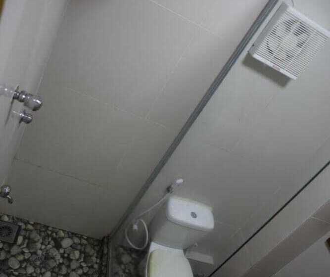 Aqua Hotel Fernando S Bar