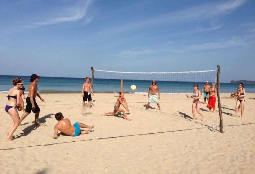 Aqua Hotel Fernando S Bar