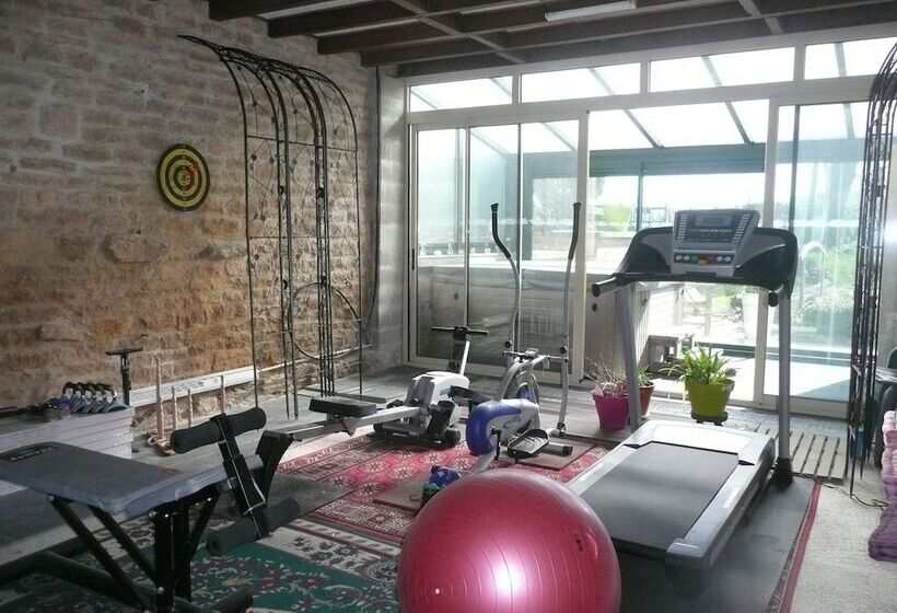 مبيت وإفطار Au Clos D'ardennes