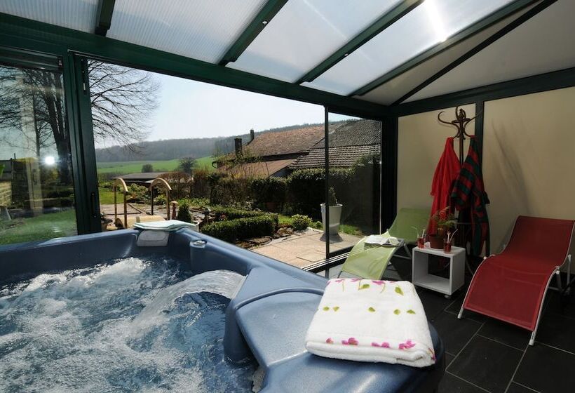 مبيت وإفطار Au Clos D'ardennes