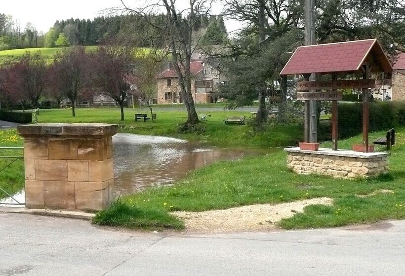 مبيت وإفطار Au Clos D'ardennes