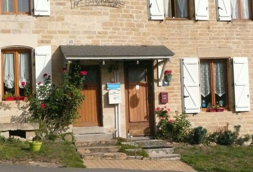 مبيت وإفطار Au Clos D'ardennes