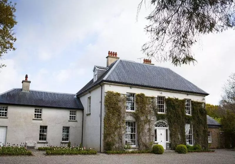 Aamiaismajoitus (B&B) Clonganny House