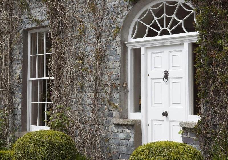 مبيت وإفطار Clonganny House