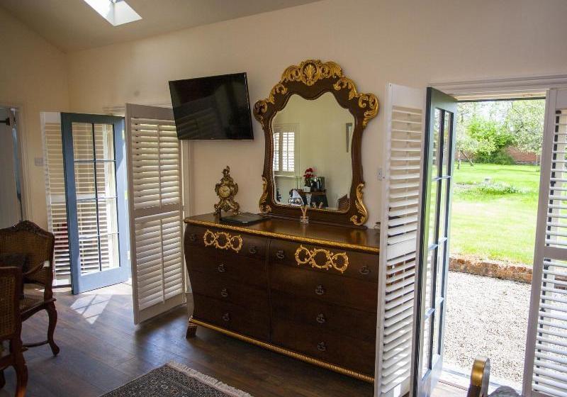 مبيت وإفطار Clonganny House