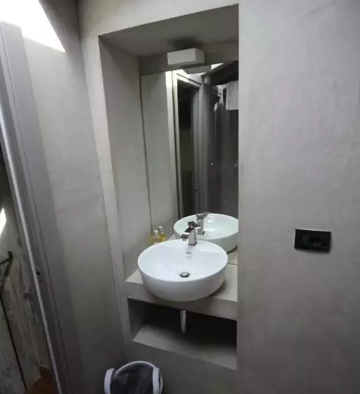 ベッドアンドブレックファースト Dimora Carducci