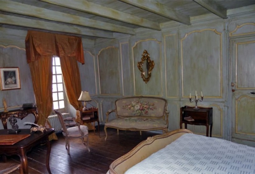 مبيت وإفطار Domaine De Rennebourg