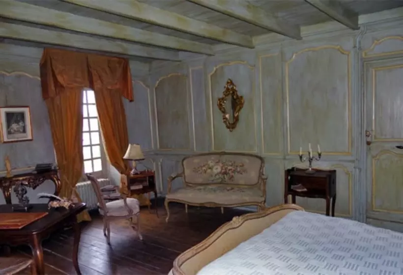 Aamiaismajoitus (B&B) Domaine De Rennebourg