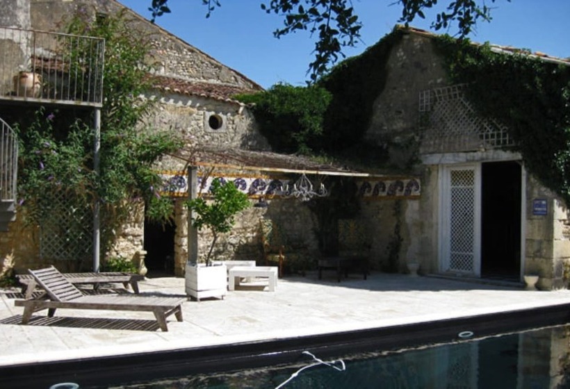 مبيت وإفطار Domaine De Rennebourg