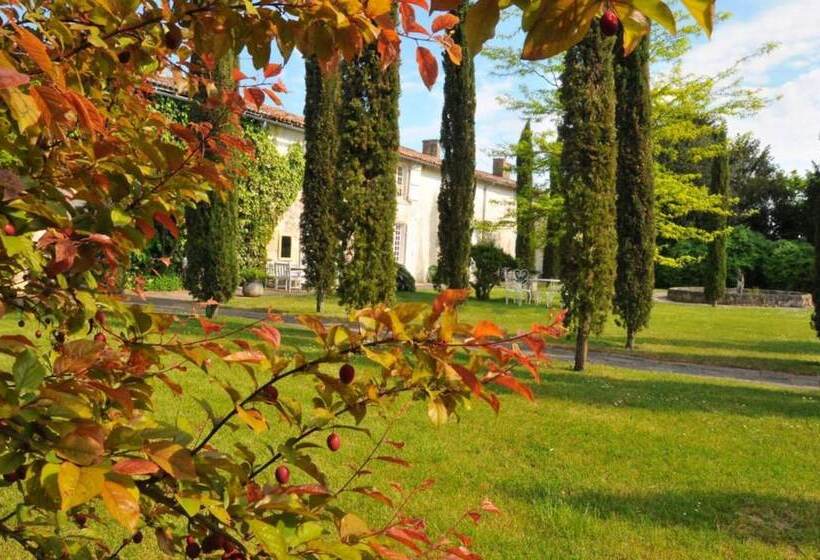 مبيت وإفطار Domaine De Rennebourg