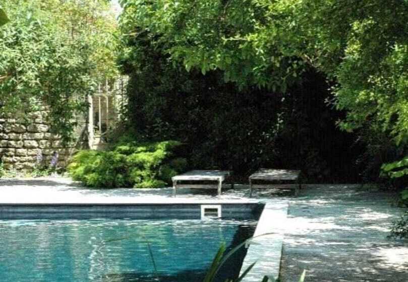 مبيت وإفطار Domaine De Rennebourg