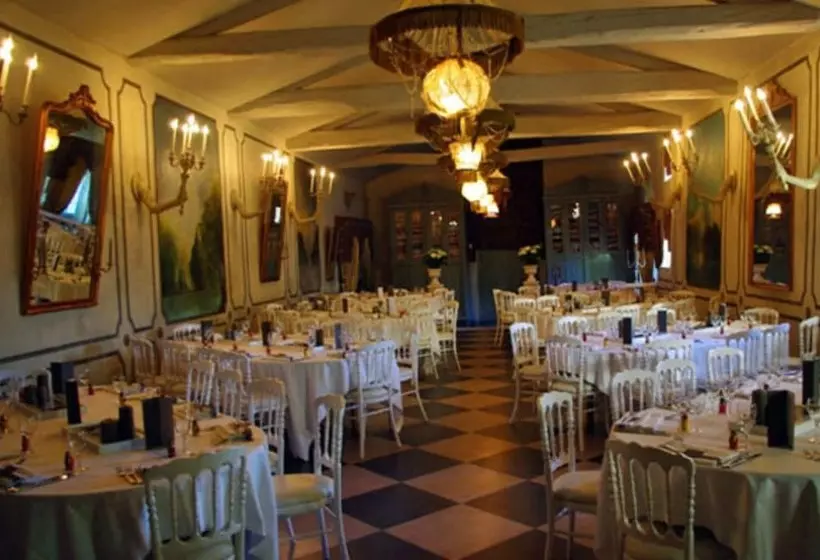 Aamiaismajoitus (B&B) Domaine De Rennebourg